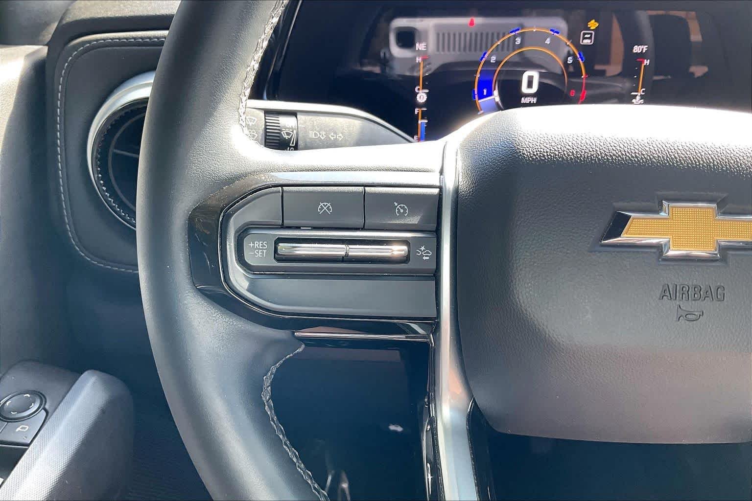 2023 Chevrolet Colorado LT - Photo 18