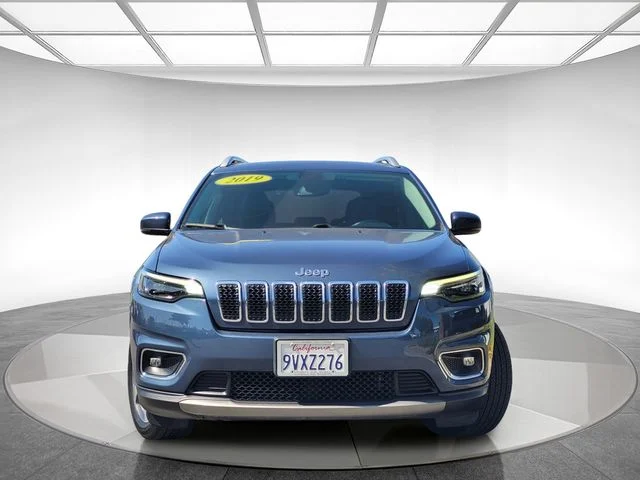 Used 2019 Blue Jeep Limited image 2