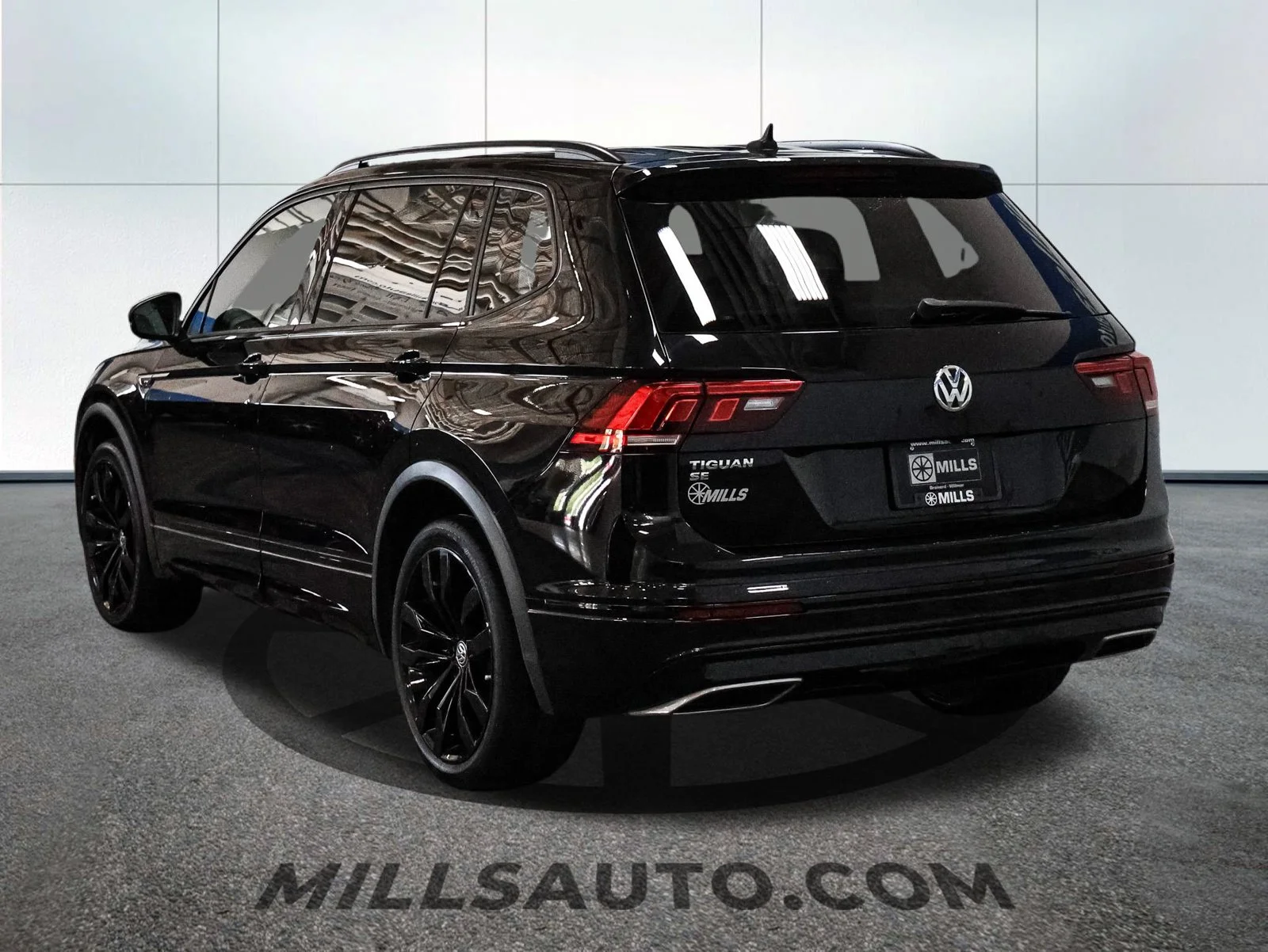 2021 Volkswagen Tiguan SE R-LINE BLACK - Photo 5
