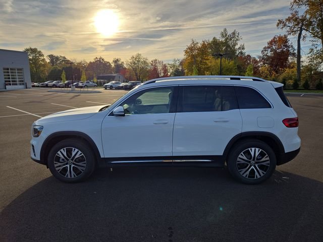 New 2026 Polar White Mercedes-Benz GLB250 image 6