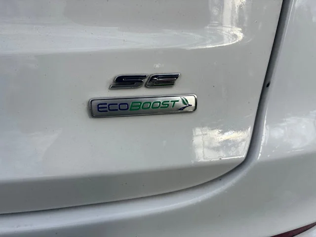 Used 2020 White Ford SE image 11