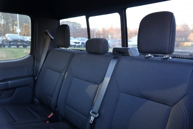Used 2024 Gray Ford XLT image 10