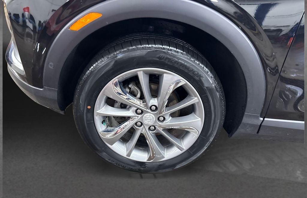 Used 2023 Black Buick Essence image 12