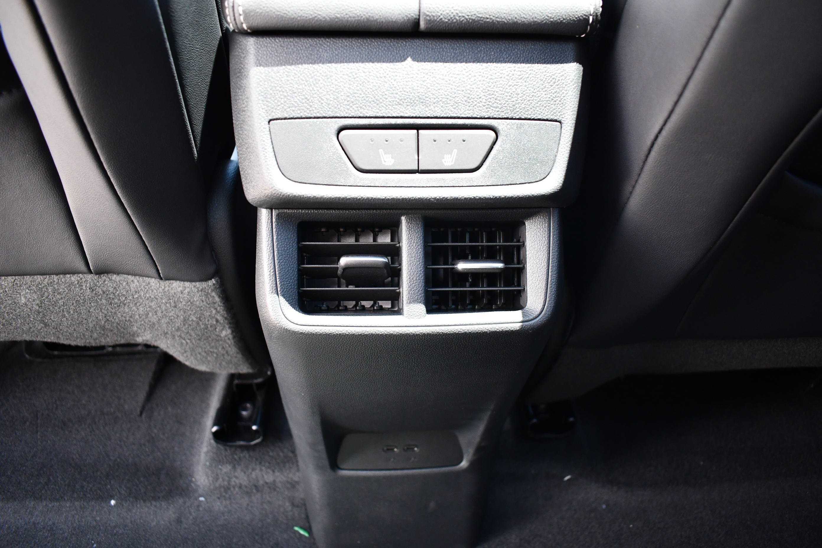 2026 GMC Terrain Denali - Photo 26