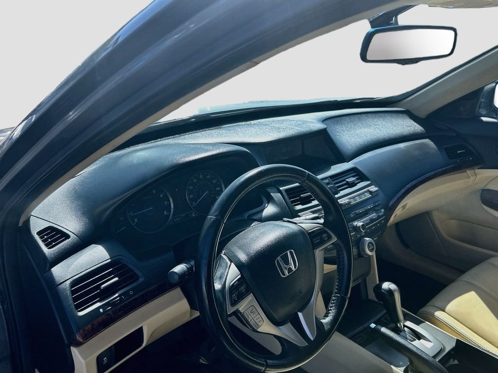 Used 2010 Polished Metal Metallic Honda EX-L image 9