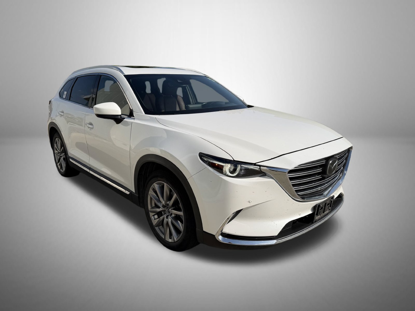 Used 2019 White Mazda Signature image 2