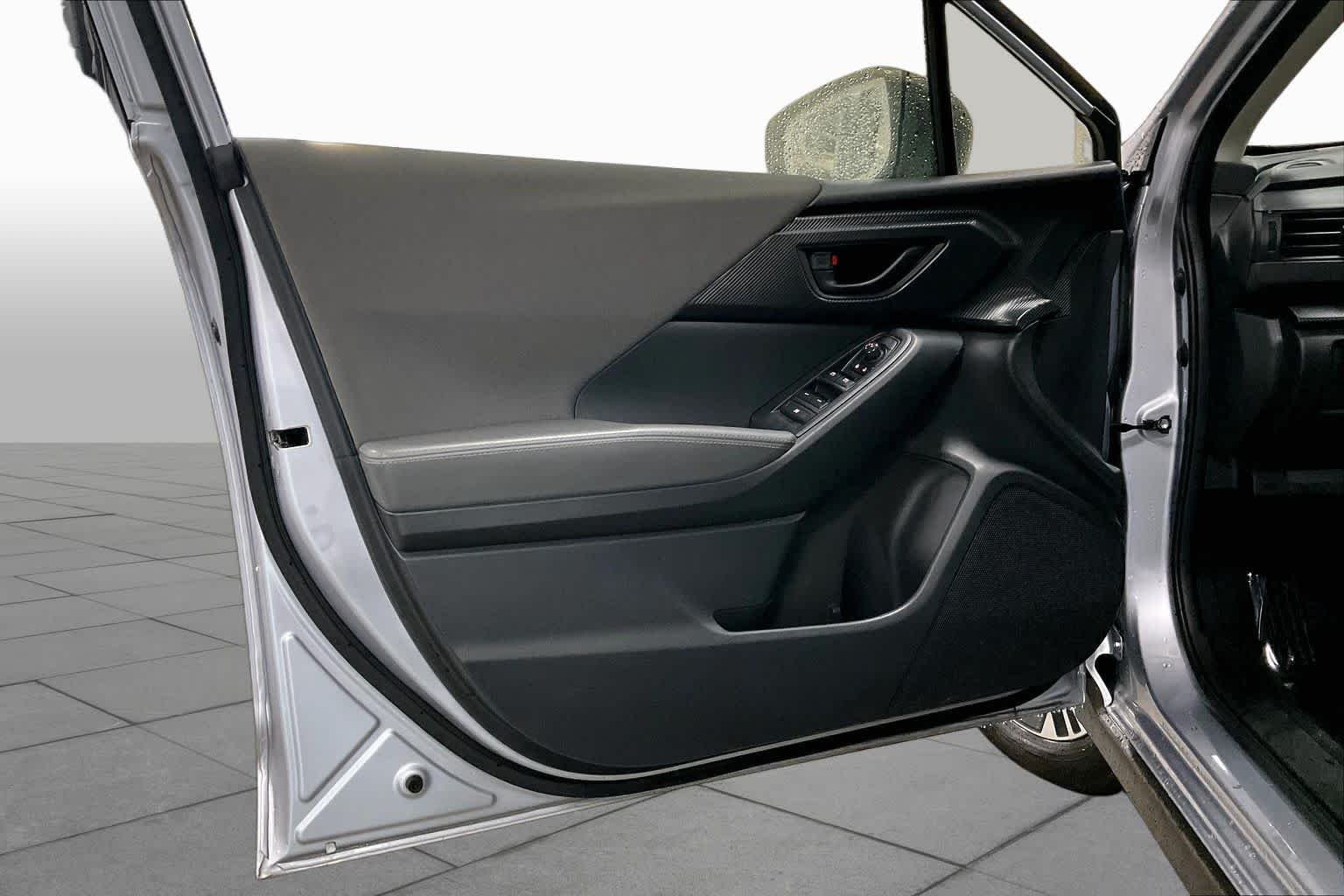 Used 2025 Ice Silver Metallic Subaru Premium image 22