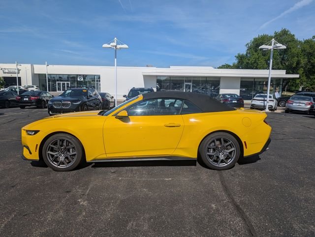2024 Ford Mustang EcoBoost Premium Convertible's photo