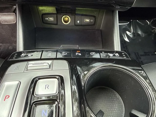 Used 2022 Gray Hyundai Limited image 33