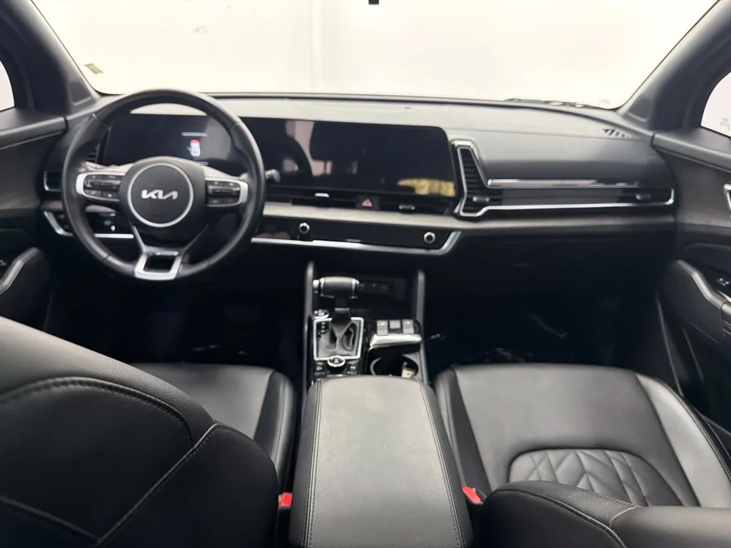 Used 2024 Green Kia X-Line image 22