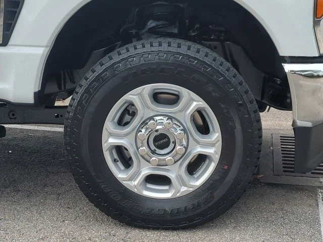 New 2026 Oxford White Ford F-250® XLT image 11