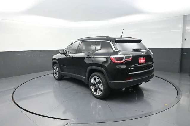 Used 2018 Black Jeep Limited image 51