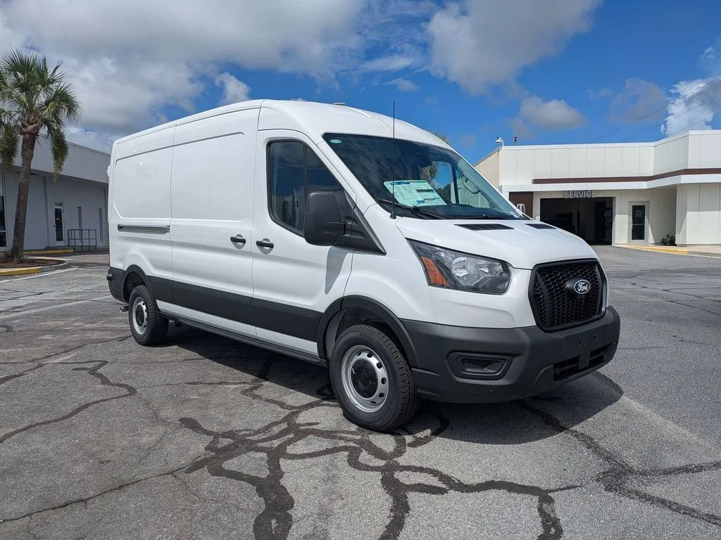 New 2026 Oxford White Ford Base image 1