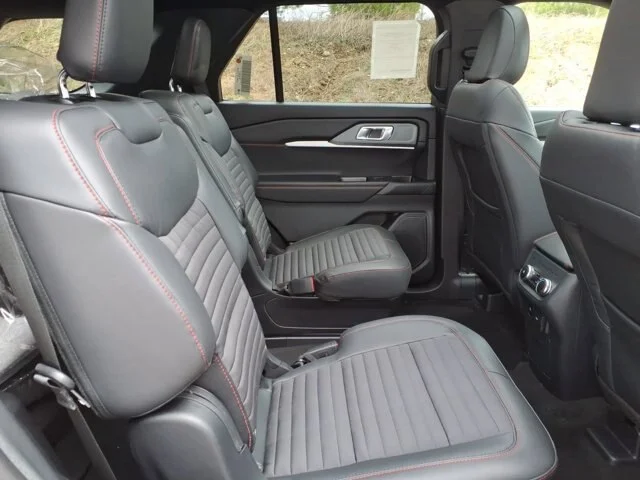 New 2026 Vapor Blue Metallic Ford ST-Line image 31