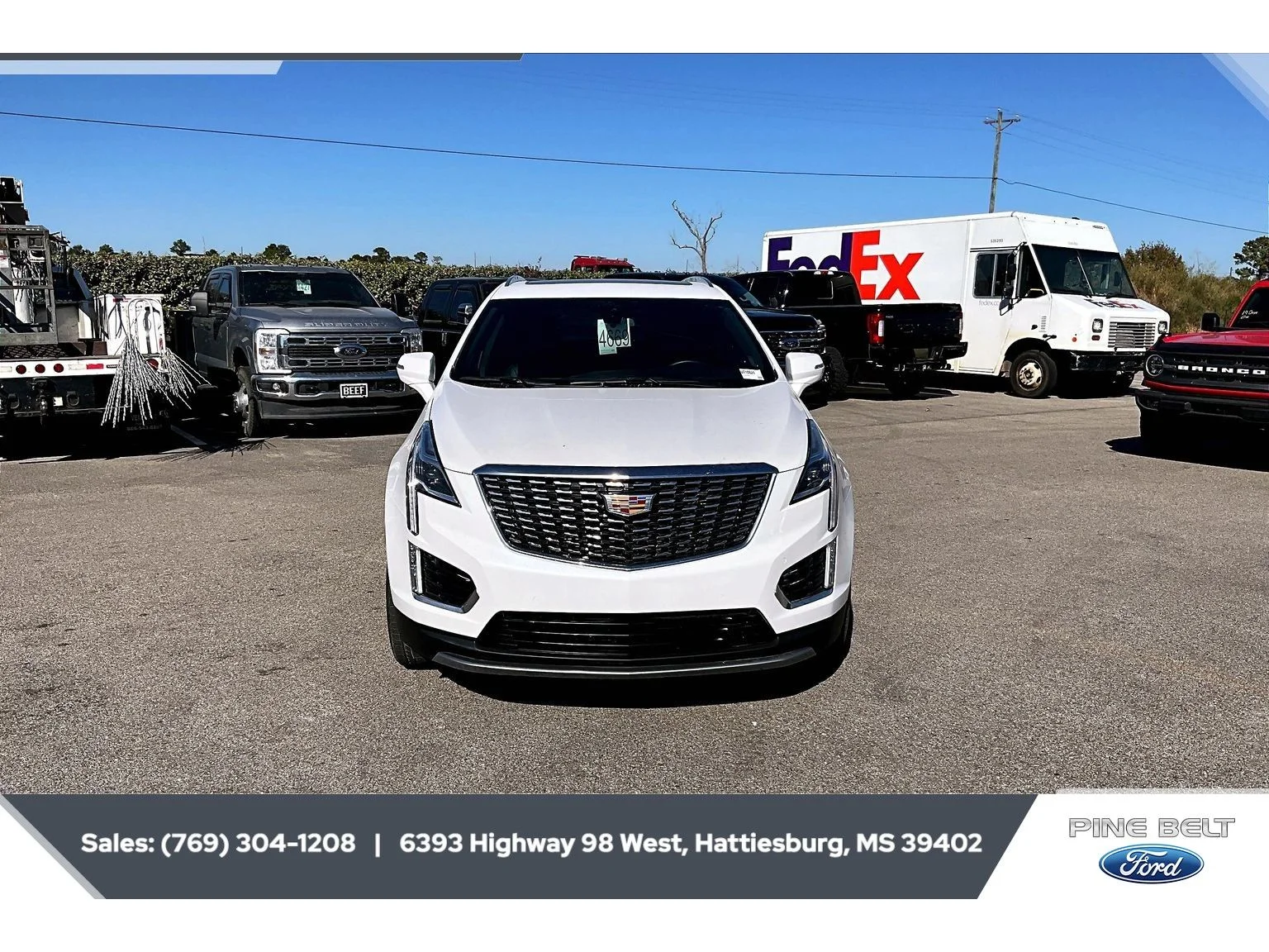 Used 2025 Crystal White Tricoat Cadillac FWD Premium Luxury image 3
