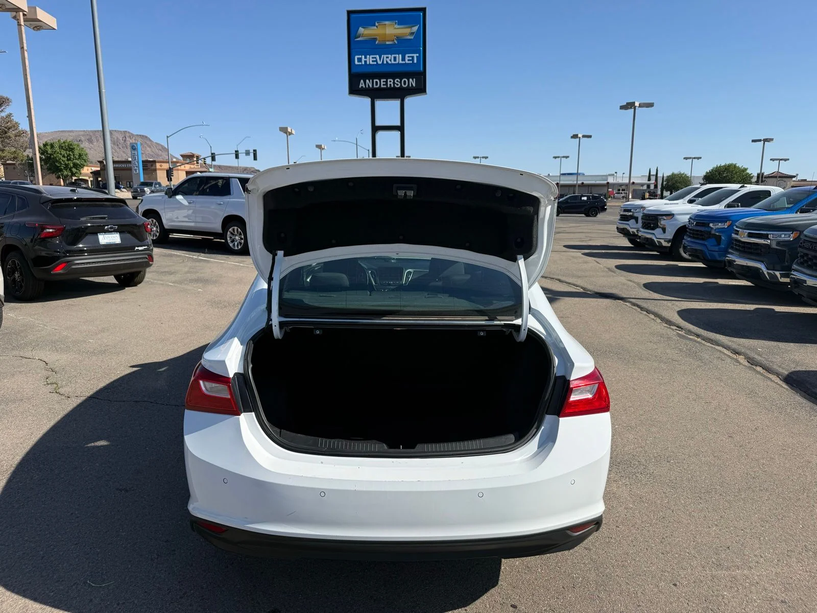 2024 Chevrolet Malibu 1LT - Photo 34