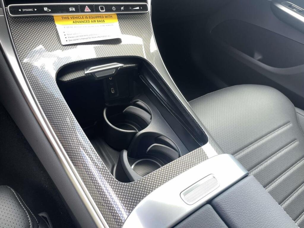 New 2026 2040/Black Mercedes-Benz GLC 300 image 28