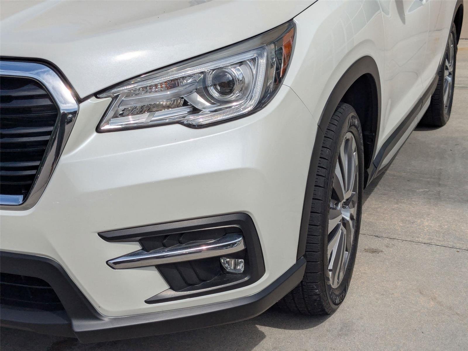 Used 2022 Crystal White Pearl Subaru Touring image 10