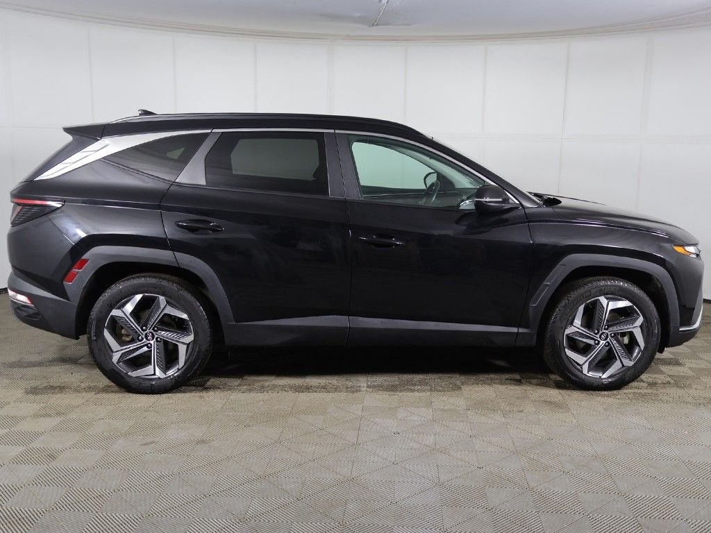 Certified Used 2024 Black Hyundai SEL image 15