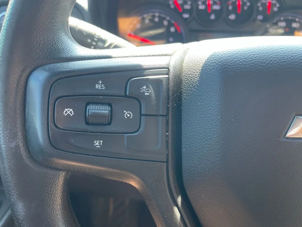 Used 2023 Black Chevrolet Custom image 19