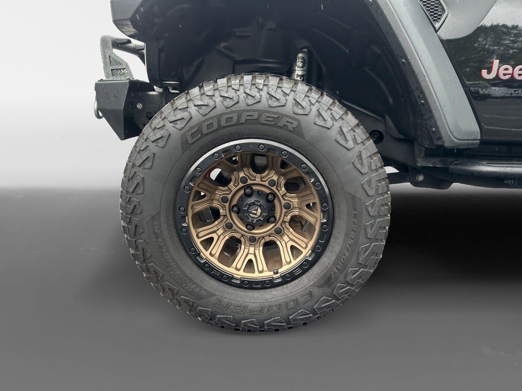 Used 2021 Black Jeep Unlimited Rubicon image 15