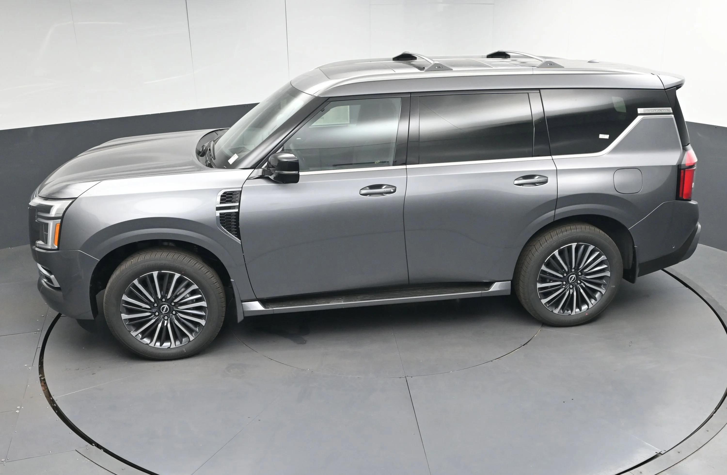 New 2026 Gun Metallic Nissan Platinum Reserve image 40