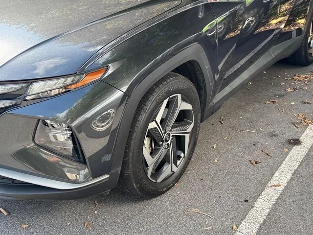 Used 2024 Gray Hyundai SEL image 5