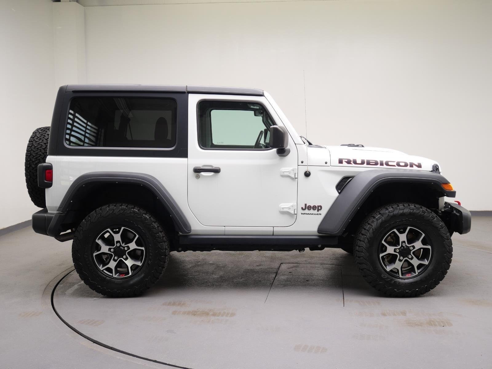 Used 2022 Bright White Clearcoat Jeep Rubicon image 9