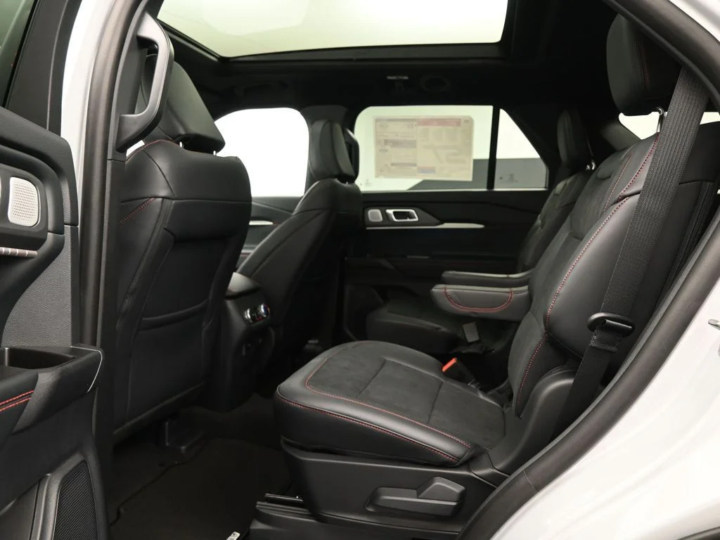 New 2026 Space White Metallic Ford ST image 18