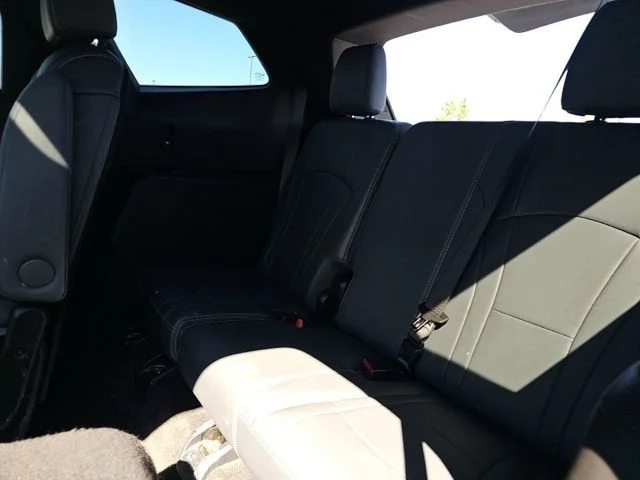 Used 2023  Buick Essence image 23