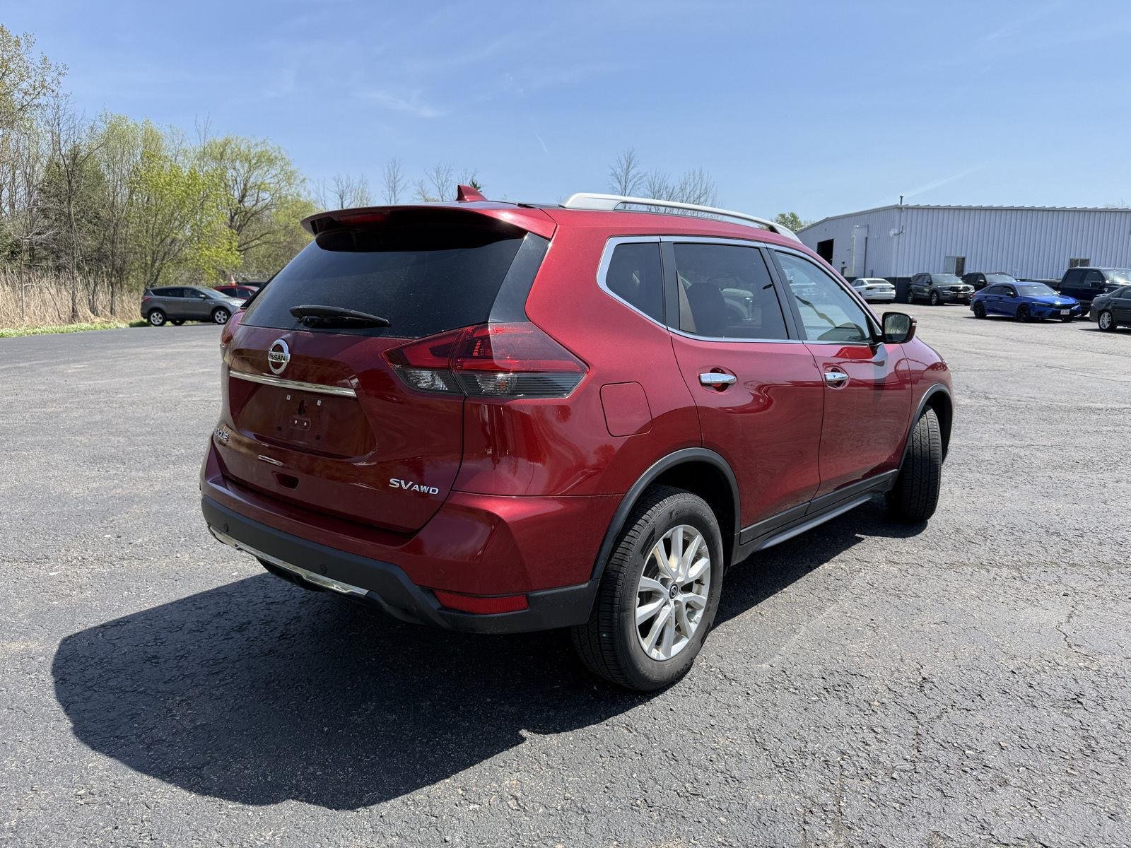 Used 2019 Scarlet Ember Tintcoat Nissan SV image 7