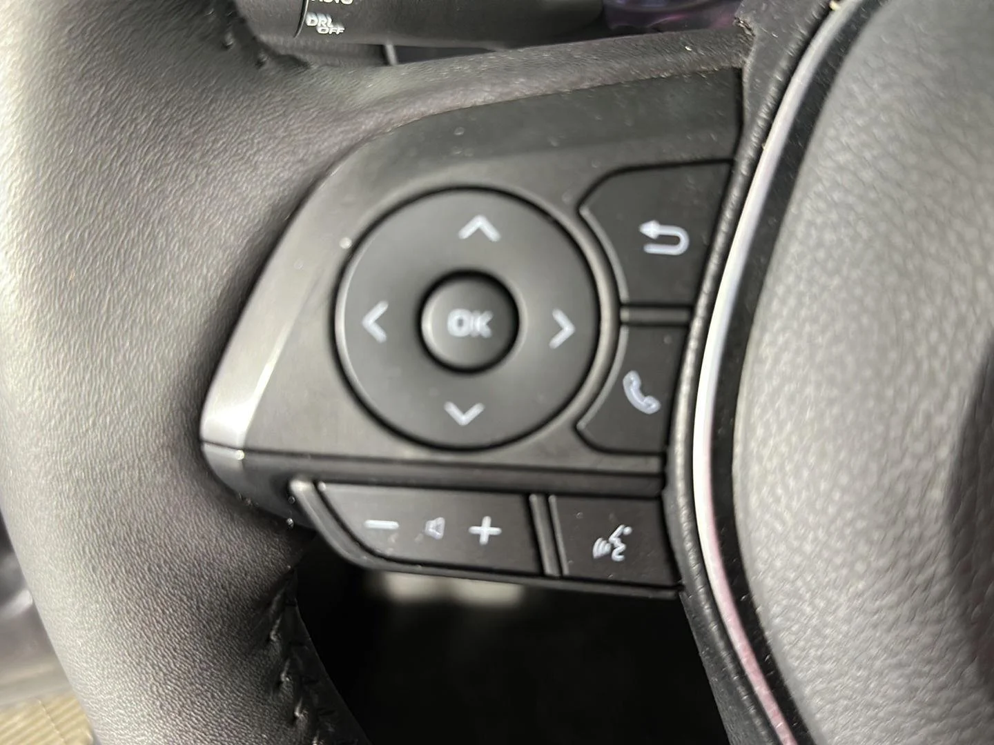 Used 2024 Magnetic Gray Metallic Toyota XLE image 29