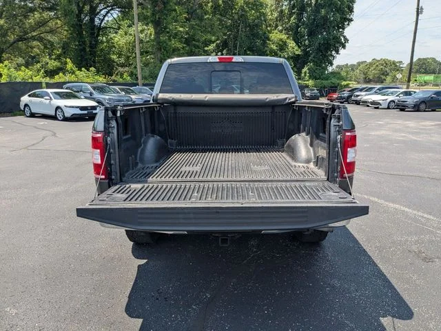 Used 2019 Magnetic Metallic Ford Lariat image 8
