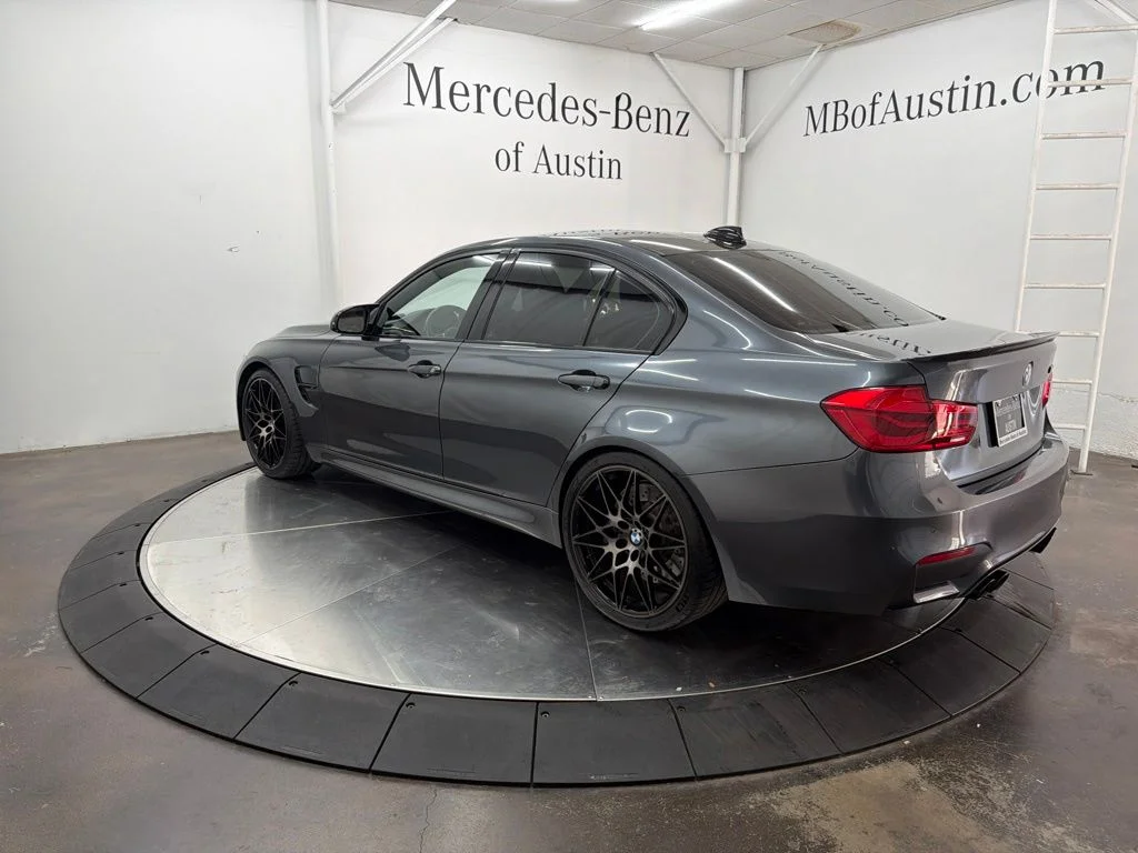 Used 2018 Gray BMW Base image 5