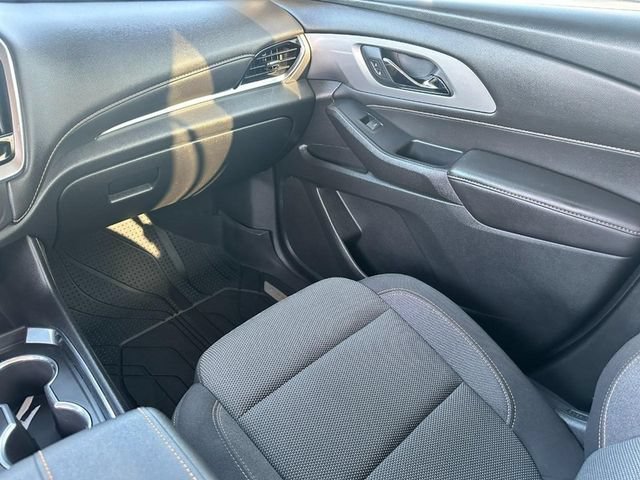 Used 2020 CAJUN RED TINTCOAT Chevrolet LT Cloth image 17