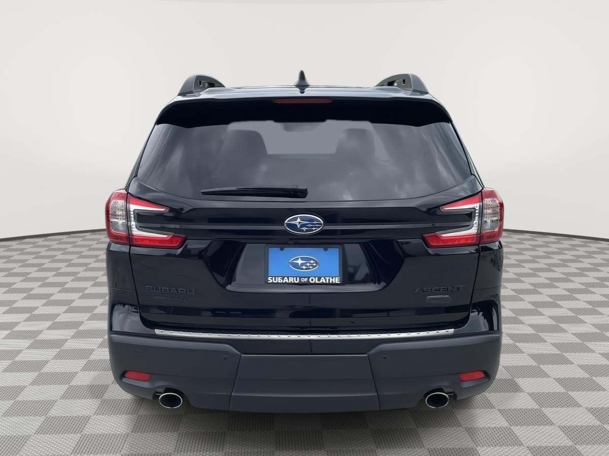 Certified Used 2024 Crystal Black Silica Subaru Onyx Edition image 14