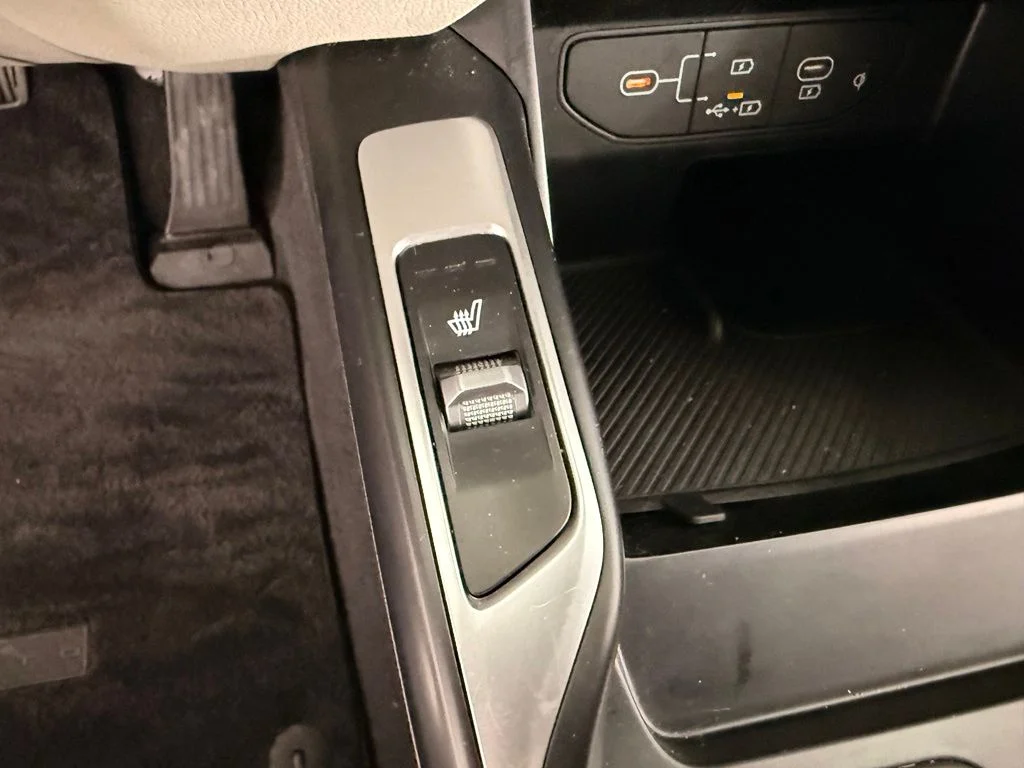 Used 2024 Brown Kia X-Line EX image 28