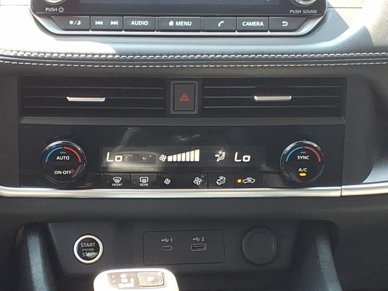 Used 2023  NISSAN SV image 17