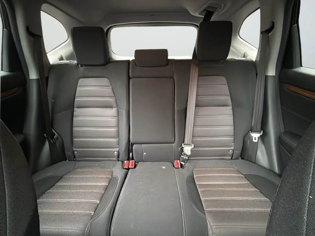 Used 2018  Honda EX image 46