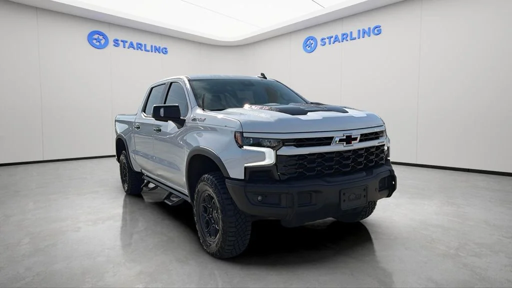 Used 2024 Summit White Chevrolet ZR2 image 14