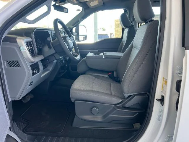 New 2026 Oxford White Ford F-350® XL image 38