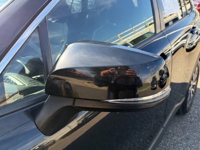 Used 2022 Jet Black Toyota XLE image 12