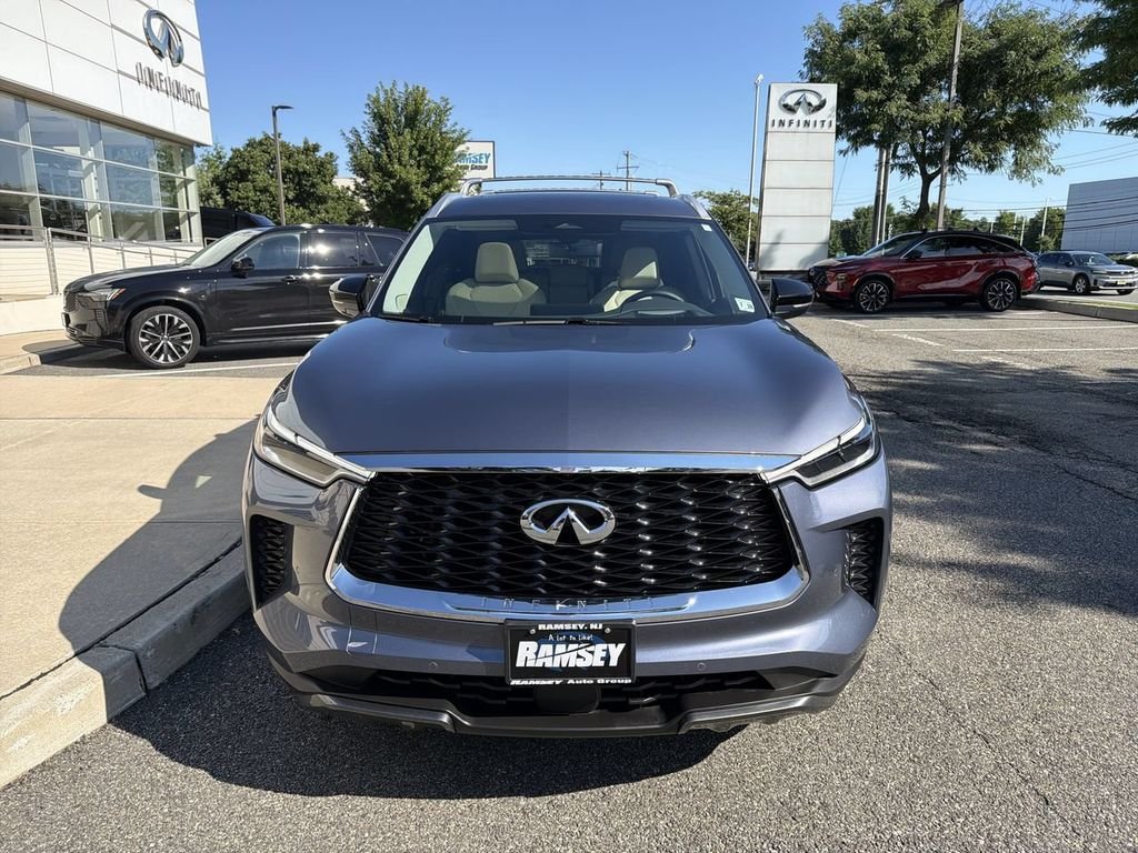 Certified Used 2023 Blue INFINITI Sensory image 3
