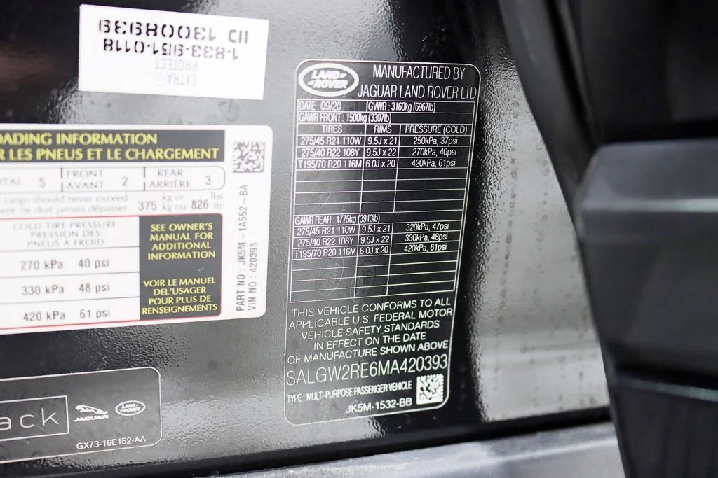 Used 2021  Land Rover SVAutobiography image 47