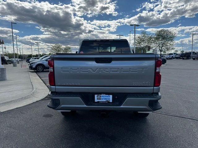 Used 2024 Slate Gray Metallic Chevrolet High Country image 6