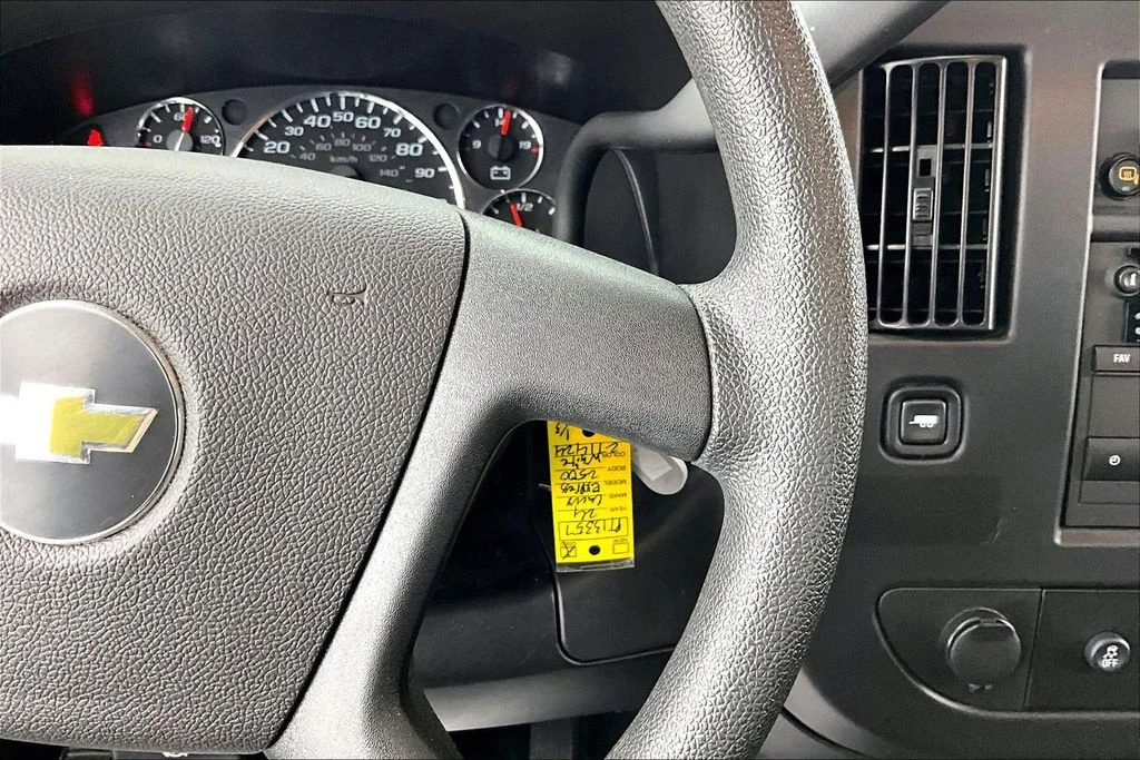 Certified Used 2024 Summit White Chevrolet Work Van image 18