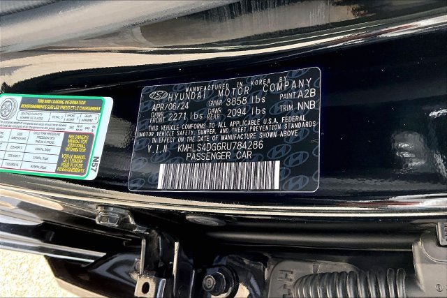 Used 2024 Black Hyundai SEL image 34
