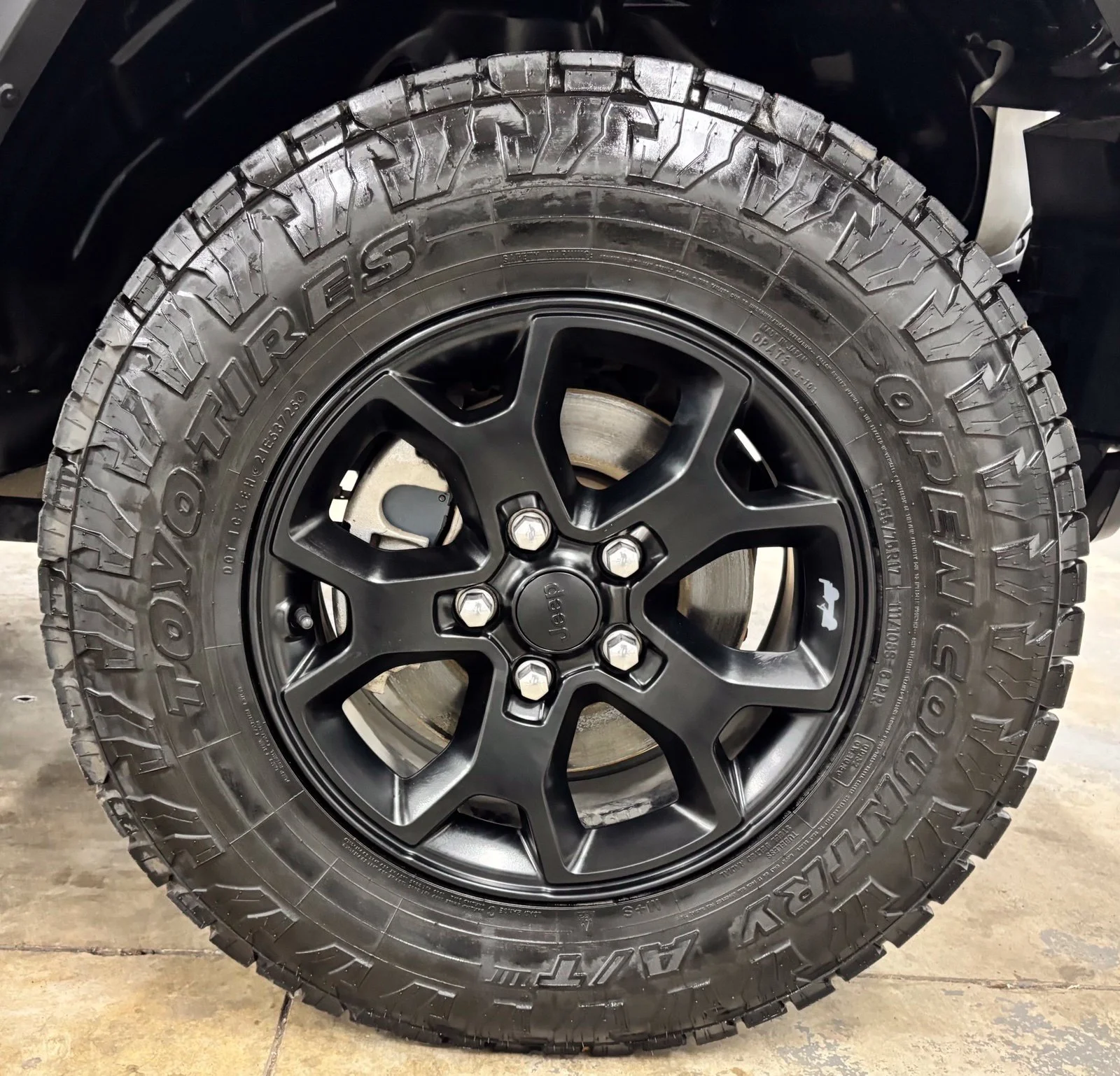 Used 2020 White Jeep Unlimited Sport S image 8