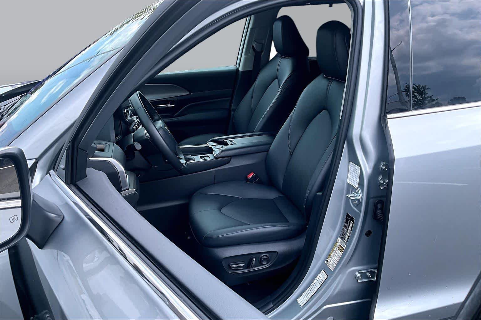 Used 2025 Celestial Silver Metallic Toyota XLE image 8