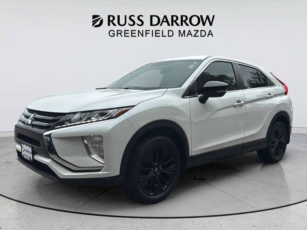 Used 2020  Mitsubishi LE image 1